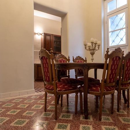 Villa Mc Queen Athen Eksteriør bilde