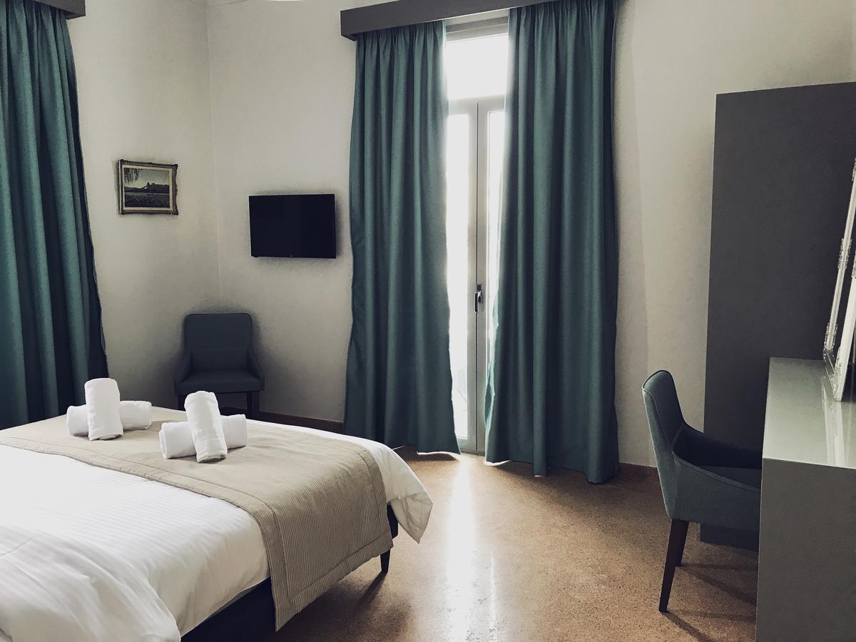 Villa Mc Queen Athen Eksteriør bilde